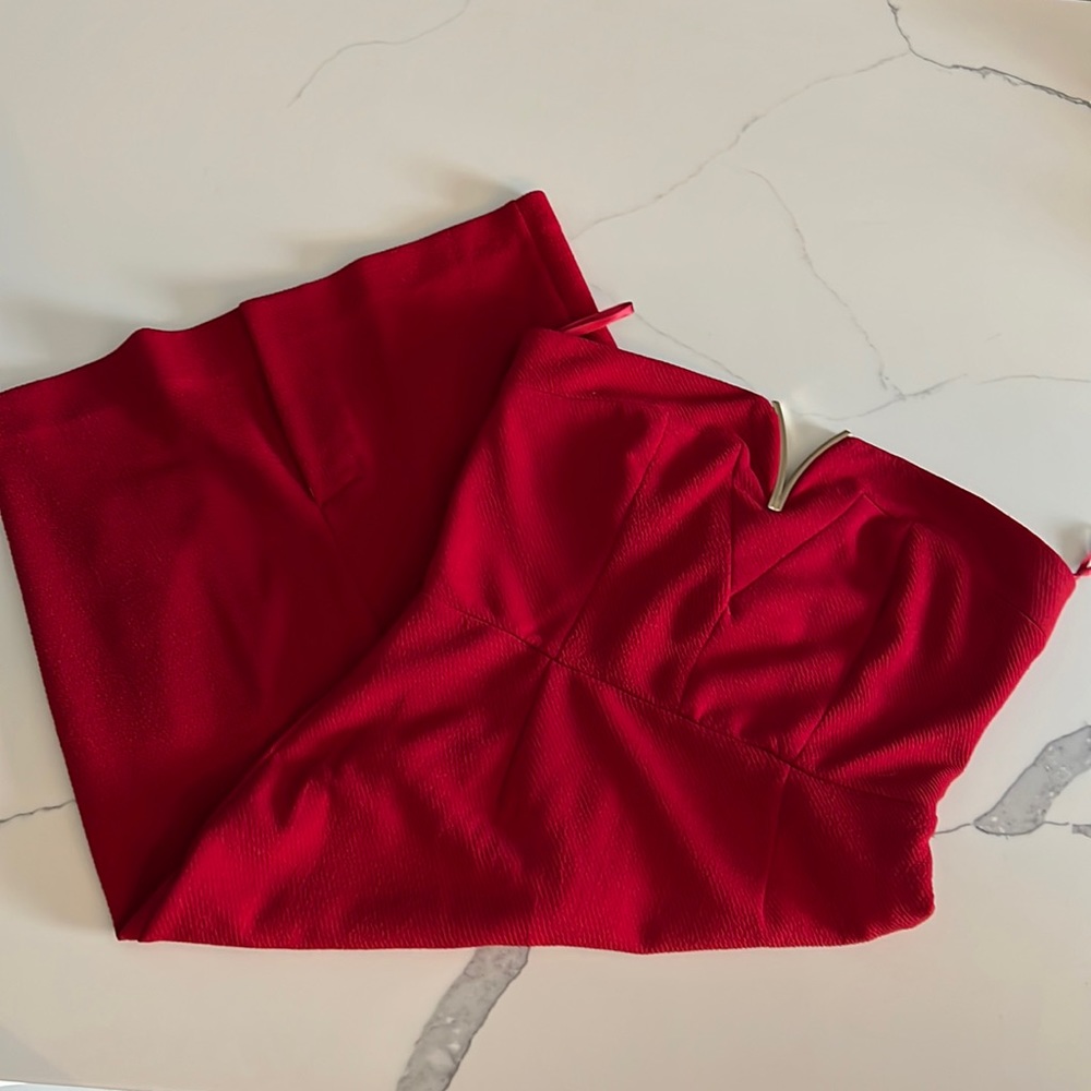 Strapless red midi a’gaci dress